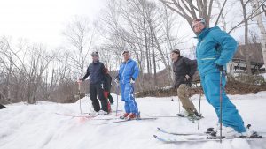 episode#52｜The King of Bumps 前日レッスンの後にゲストスキーヤーと参加者みんなでコース作りしたよー